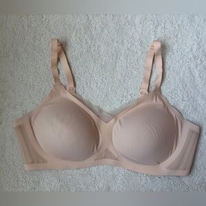 Like New Honeylove Seamless Nude Bra Size Large